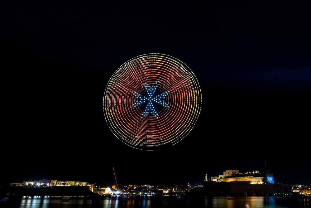 custom animation during drone show